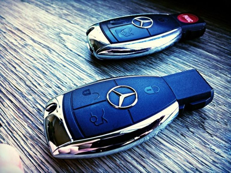 Автомобильные ключи зажигания
